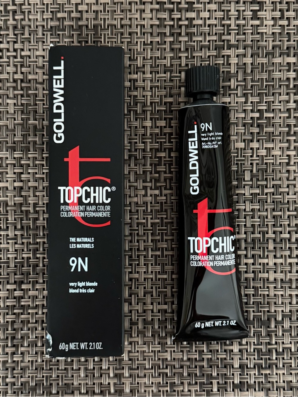 Goldwell Topchic 9N Very Light Blonde Permanent Hair Color
